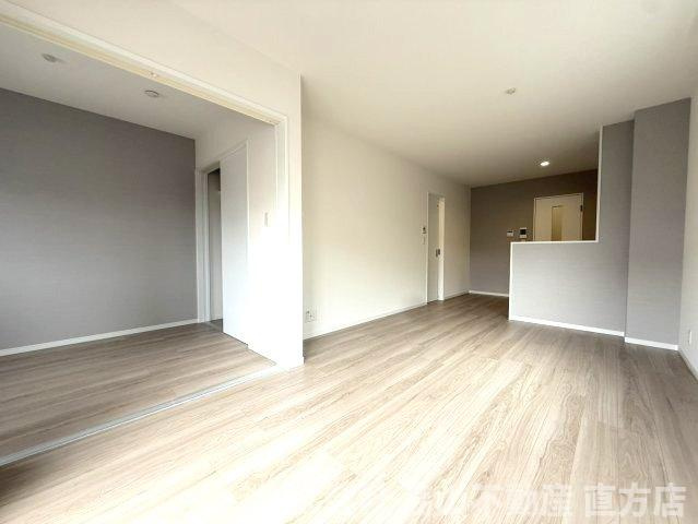 GRAND COURT01の居間・リビング