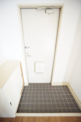 【玄関】 | サントップタウンズ6 | ※同物件・反転タイプの写真です。