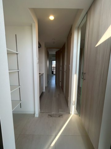 S-RESIDENCE難波大国町Tresの玄関