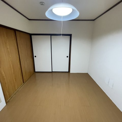 №１福盛ハイツA棟の居間・リビング