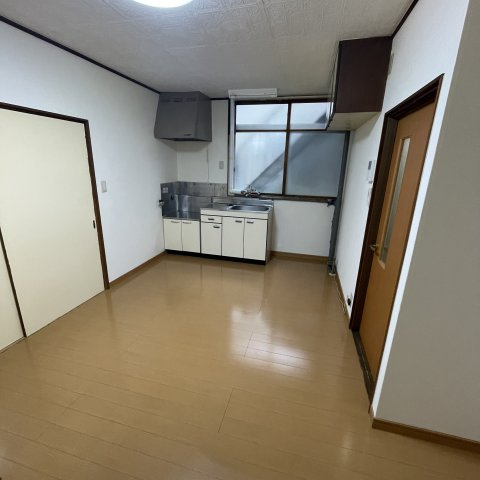 №１福盛ハイツA棟の居間・リビング