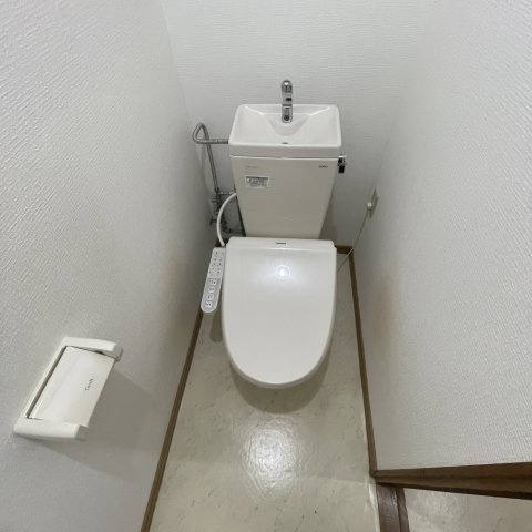 №１福盛ハイツA棟のトイレ