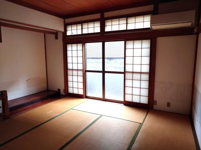 西宮貸家の和室