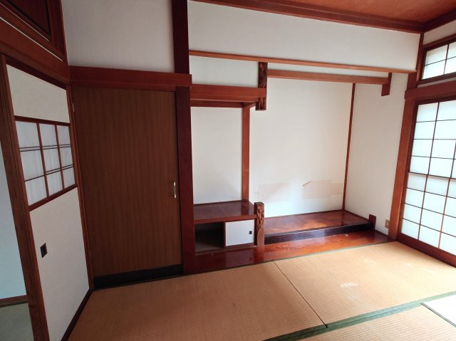 西宮貸家の和室