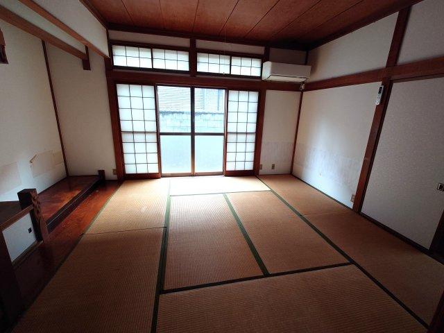 西宮貸家の和室