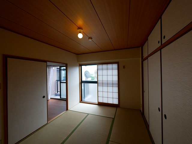 メゾンニュー大宮の和室
