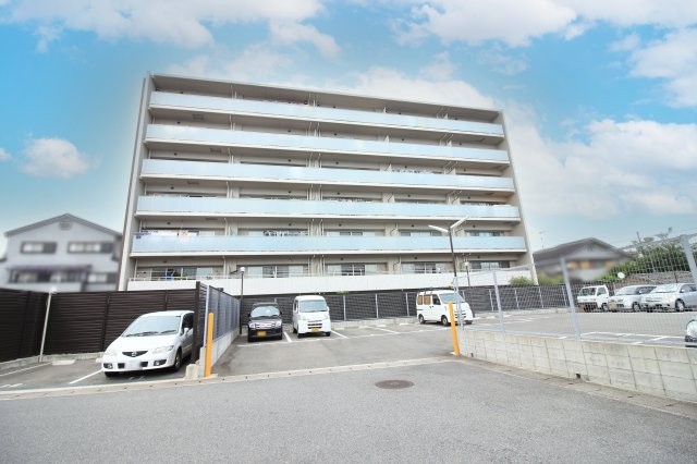 【駐車場】の画像
