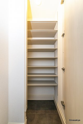 ガルボ上千田の玄関|下駄箱