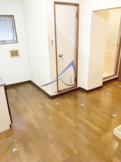 若林ビルの居間・リビング|洋室のお部屋です。