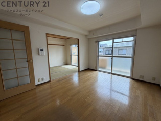ノイハウス宝塚の居間