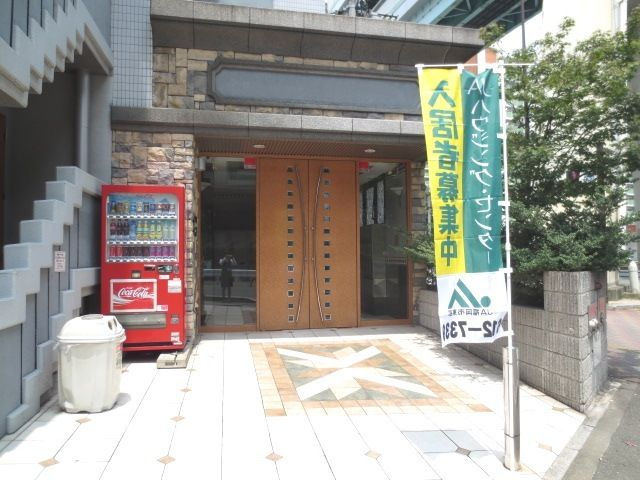 アリビオ博多駅北のエントランス