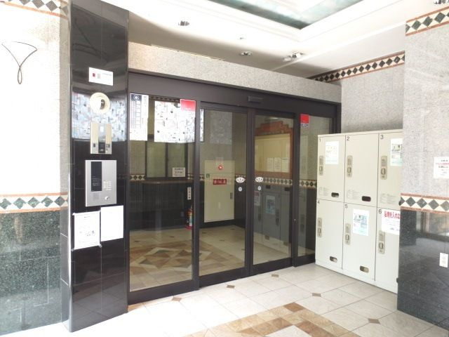アリビオ博多駅北のロビー