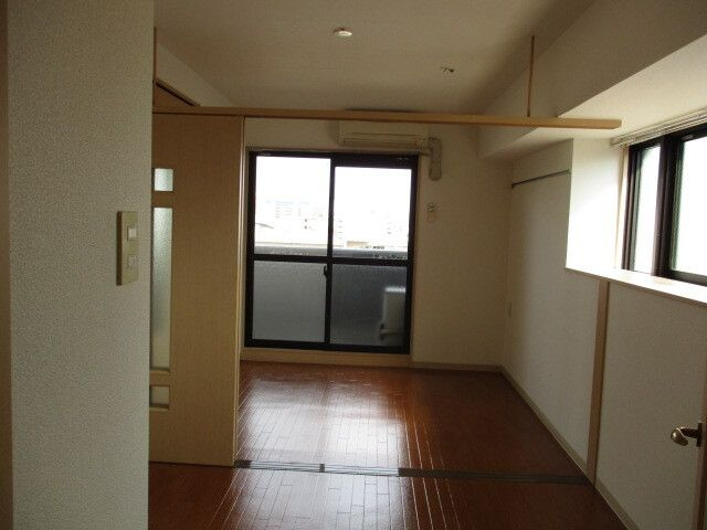 アリビオ博多駅北の居間・リビング