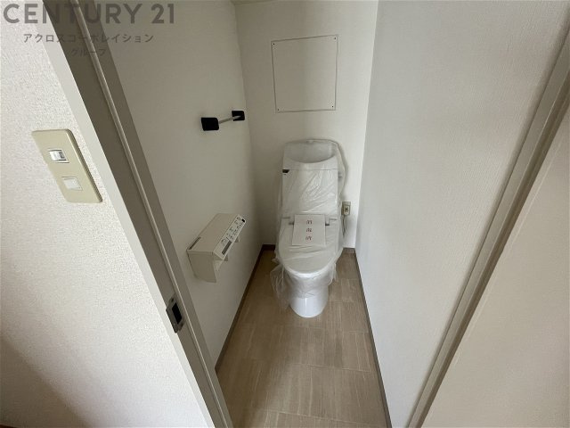 温水洗浄便座付きのトイレ♪