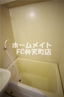【浴室】 | ガーデン弁天町 | お風呂です