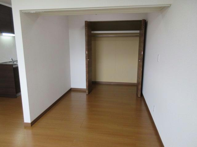 リベールの洋室