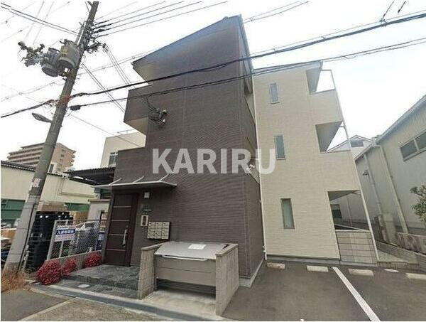 アンプルールフェール今津の外観