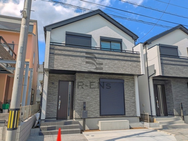 【外観】 | 練馬区南大泉１丁目　新築戸建て　A号棟 | 落ち着きと存在感を兼ね備えた、美しく印象的な外観デザイン