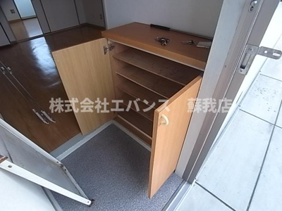 【玄関】 | メゾンフルール | ゆったりとした玄関です