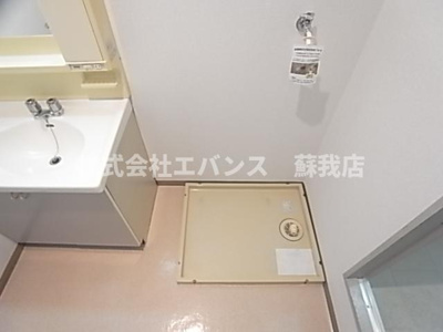 【洗面所】 | メゾンフルール | スペースが確保できる洗面所です