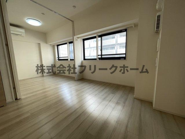 三鷹市上連雀２丁目の賃貸マンションの居間・リビング