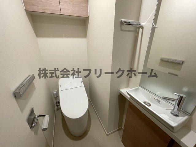 三鷹市上連雀２丁目の賃貸マンションのトイレ