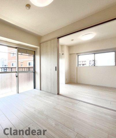 ルックハイツ金町の洋室|ドキドキの新生活も、安心してスタート。ぴったりの住まいを見つけませんか？クランディアが一緒に住まい選びをサポートします‼　まずは、お気軽にお問合せください　＃クランディア