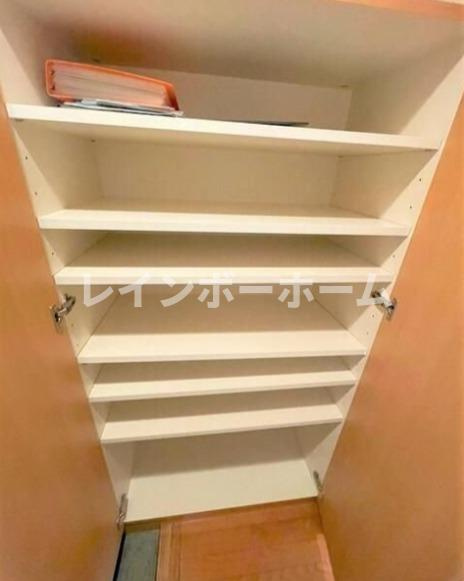 アルシオン幕張本郷の収納