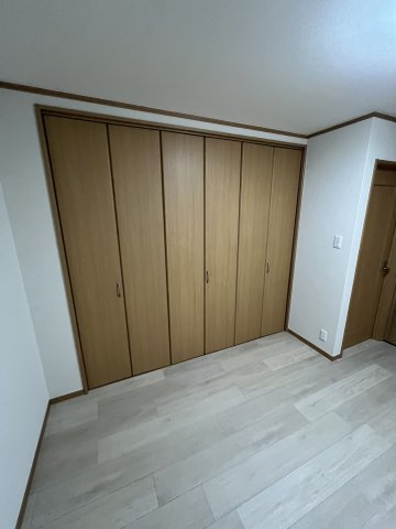 大阪市平野区平野東4丁目の洋室|使い勝手のいい洋室です