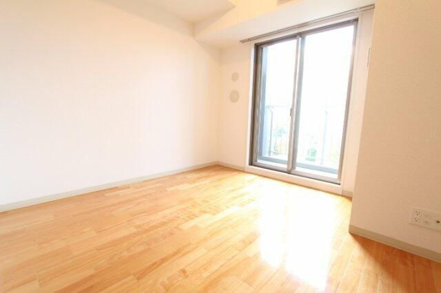 プライムアーバン川口の居間・リビング