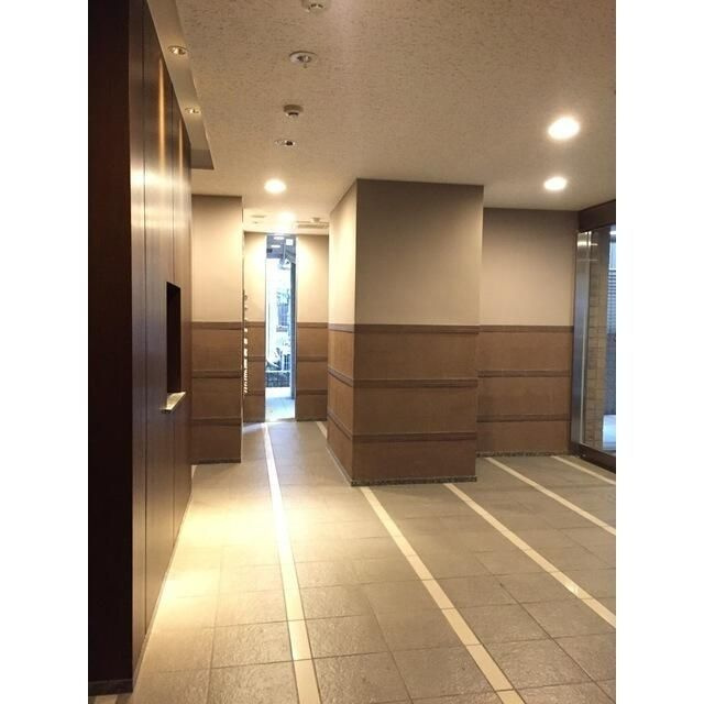 クオリア文京根津のロビー