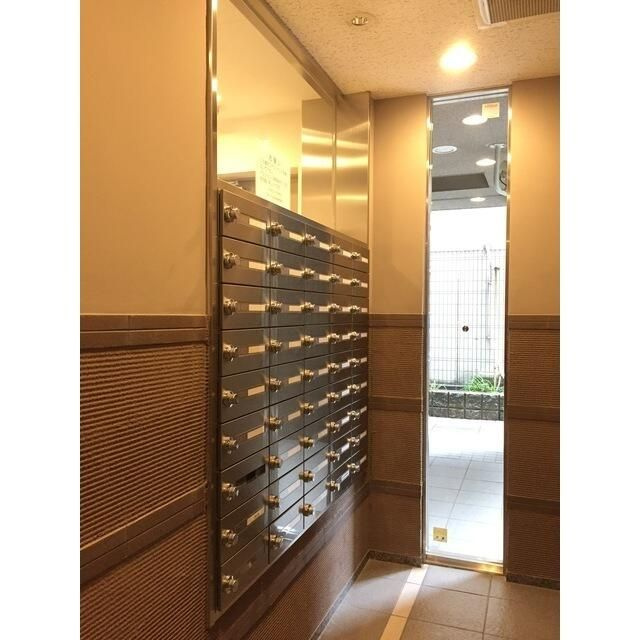 クオリア文京根津のその他共用部分|メールBOX
