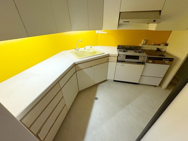 中古マンション　伊東フラットのキッチン