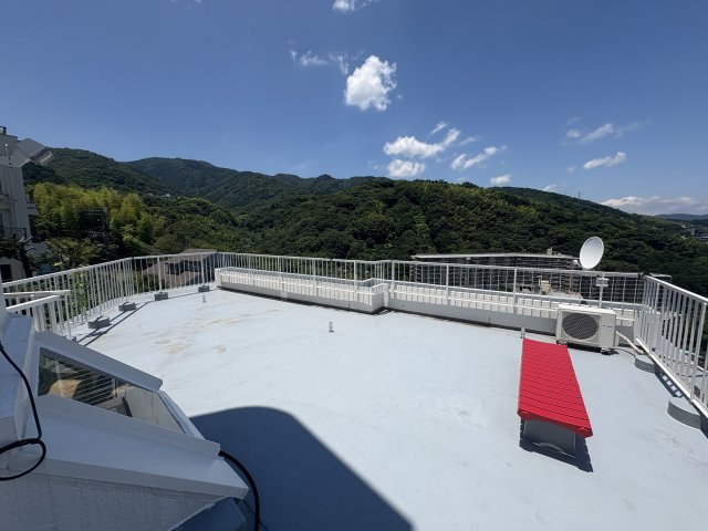中古マンション　伊東フラットのバルコニー