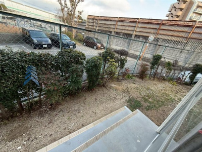 【庭】 | ルモン舞子 | 専用庭で外ごはんや家庭菜園等楽しめます♪