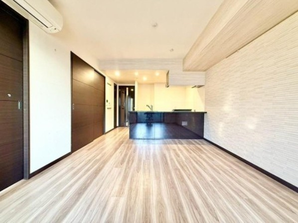 【ダイニング】