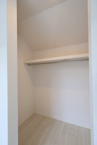《仲介手数料無料》ふじみ野市苗間353-7新築一戸建てグラファーレの収納