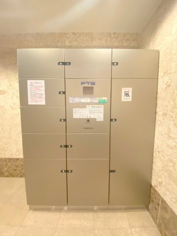 宅配ボックスです。