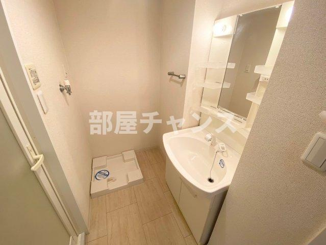 グランルージュ栄Ⅱの独立洗面台