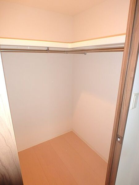 チェスナット西大島の収納