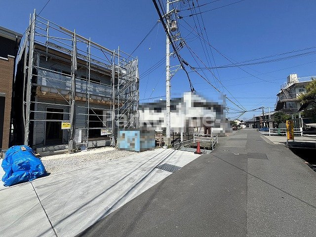 土佐市高岡町乙　新築住宅の前面道路含む現地写真|土地現況：5月中旬