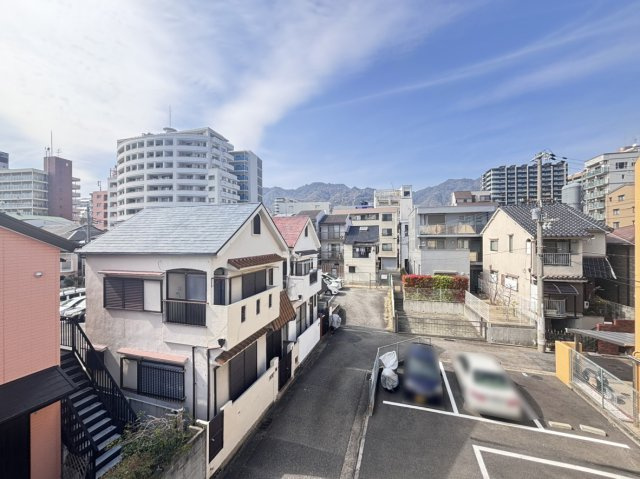 岸地通３丁目 新築戸建ての展望