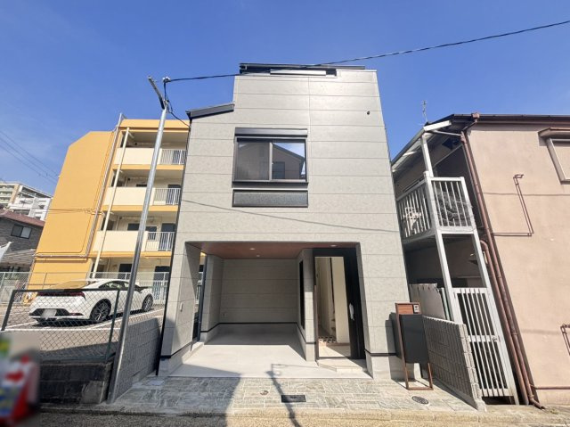 岸地通３丁目 新築戸建て