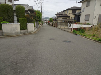 【前面道路含む現地写真】 | 川西市水明台1丁目1の72　建築条件無土地