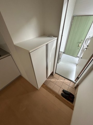 トゥプレの玄関