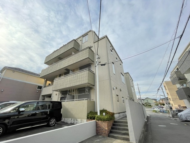 ジュネス鴨居の外観|閑静な住環境　耐震耐火旭化成ヘーベルメゾン