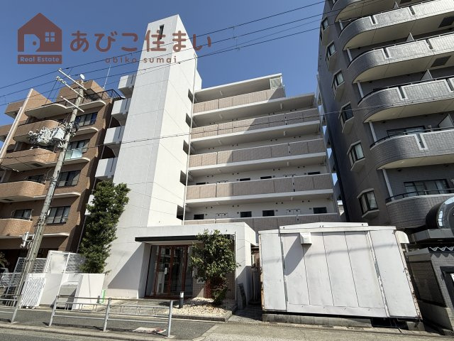リベルターの外観