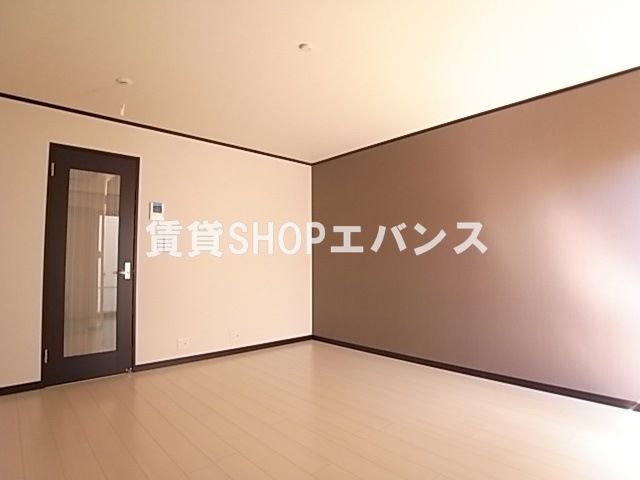  | エリーゼヒルズ
