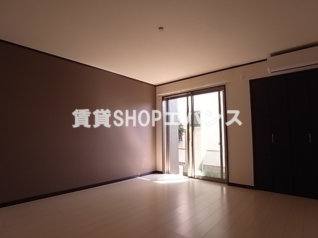 【寝室】 | エリーゼヒルズ
