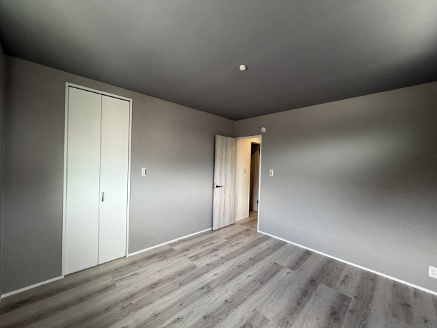 泉南郡熊取町新野田1丁目新築戸建の洋室
